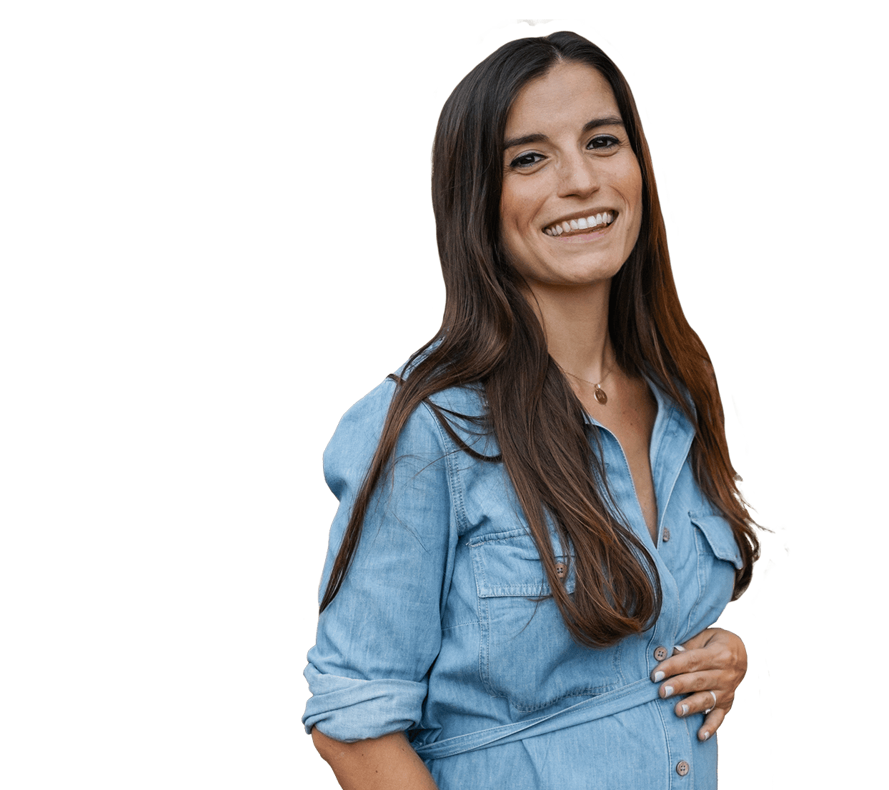 smiling woman in early pregnancy